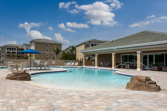 The Reef at Winkler in Ft. Myers, FL - Foto de edificio - Building Photo