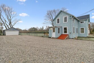 17425 County Rd 48 in Cutchogue, NY - Building Photo - Building Photo