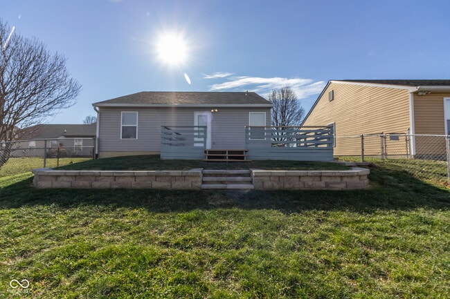 1104 Torino Ln in Franklin, IN - Building Photo - Building Photo