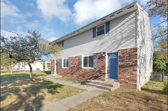 1636 E 25th Ave in Columbus, OH - Foto de edificio - Building Photo