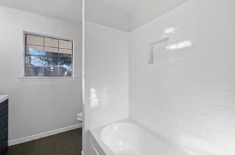 469 W Fulton St in Van Alstyne, TX - Building Photo - Building Photo