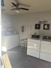 6549 Johnson Ave, Unit #8 in Long Beach, CA - Building Photo - Building Photo
