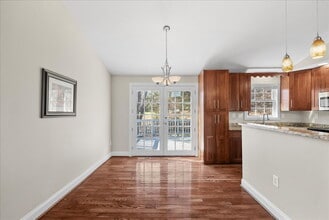 507 Lindsay Ct in Sterling, VA - Building Photo - Building Photo