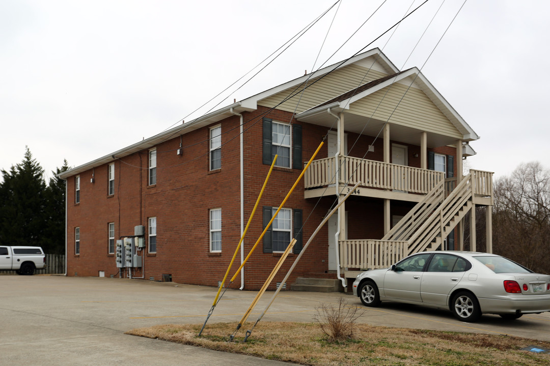 3244 Tower Dr in Clarksville, TN - Building Photo