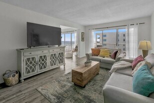 790 Santa Rosa Blvd in Fort Walton Beach, FL - Building Photo