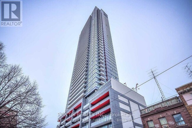 159-159 Dundas St E in Toronto, ON - Building Photo - Building Photo
