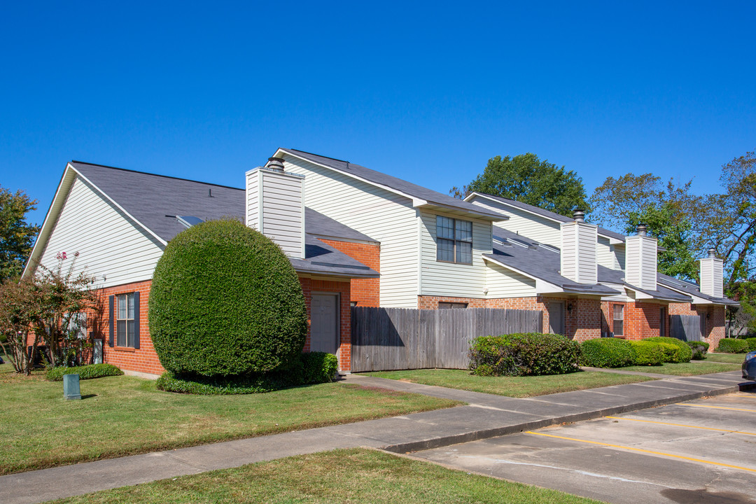 THE ARBORS in Shreveport, LA - Foto de edificio