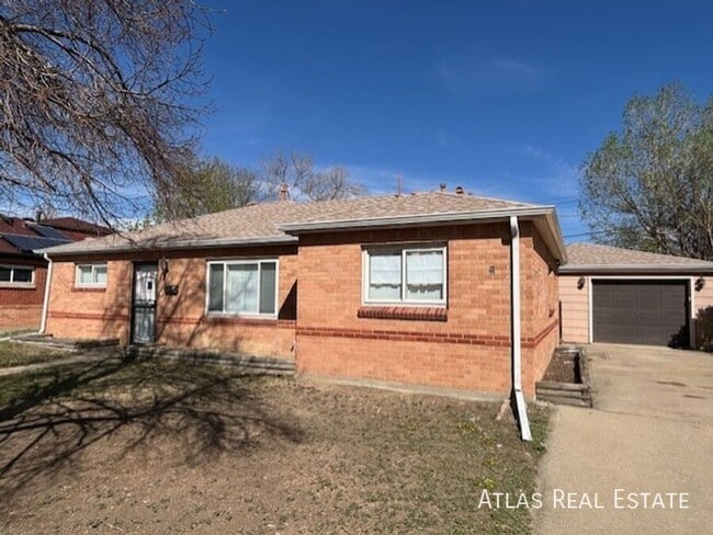 property at 9240 Lillian Ln