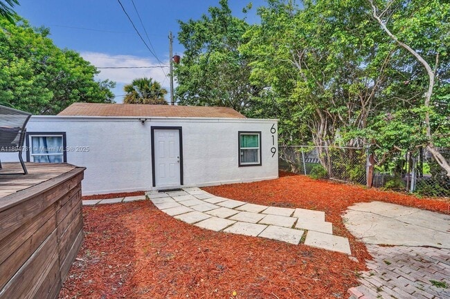 property at 619 36th St