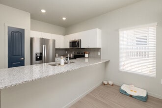 Cottages on the Boulevard in Pueblo, CO - Building Photo - Interior Photo