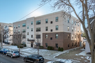 2140 Grand & Finn Apartments in St. Paul, MN - Building Photo - Building Photo