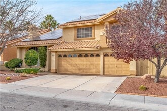2217 Harbor Cliff Dr in Las Vegas, NV - Building Photo - Building Photo