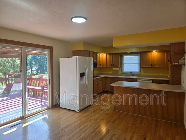 1109 33rd St in Bettendorf, IA - Building Photo - Building Photo