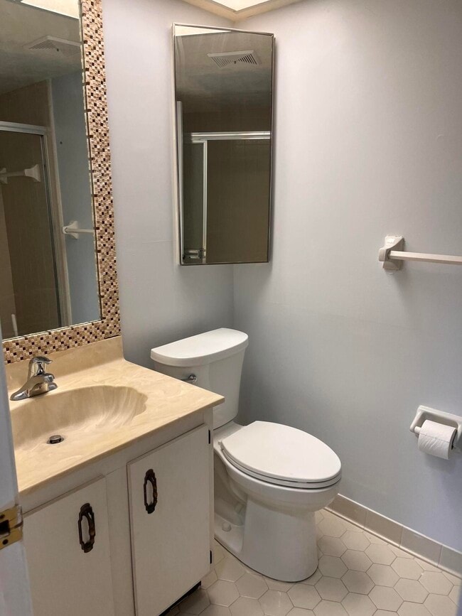 7281 SE Concord Pl in Hobe Sound, FL - Building Photo - Building Photo