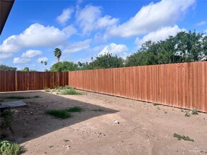 8421 N 35th St in McAllen, TX - Building Photo - Building Photo