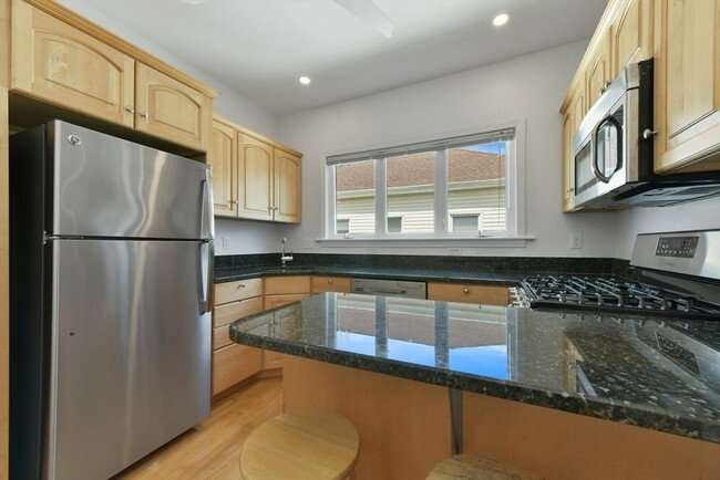 44-46 Pinkham Rd in Medford, MA - Building Photo - Building Photo