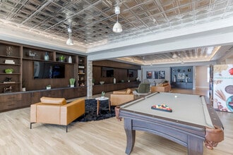 Solace at Ballpark Village in Goodyear, AZ - Foto de edificio - Interior Photo