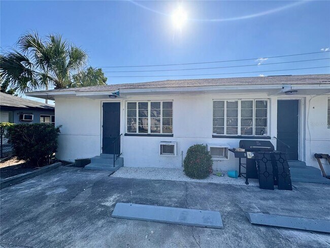 property at 2318 4th St S