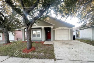 1152 Golden Gate Ave in Orlando, FL - Building Photo