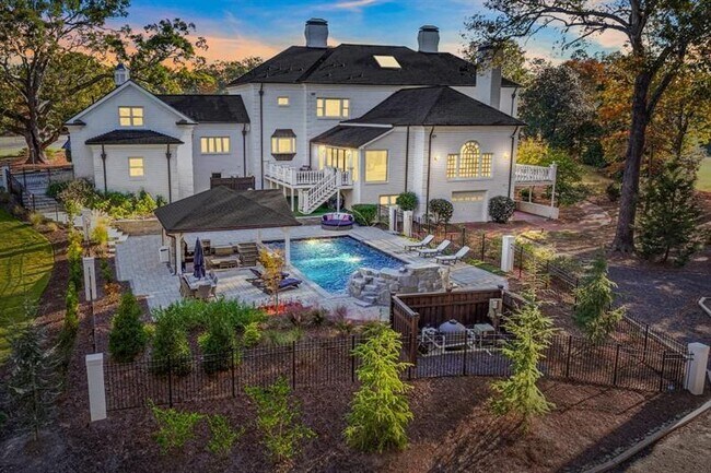 1445 Hillside Dr SW in Grayson, GA - Building Photo - Building Photo