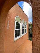 7955 SE Milwaukie Ave in Portland, OR - Building Photo - Building Photo