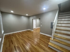 42 Vanderbilt Ave in Pleasantville, NY - Building Photo - Building Photo