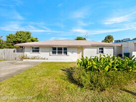 130 Cinnamon Dr in Satellite Beach, FL - Building Photo