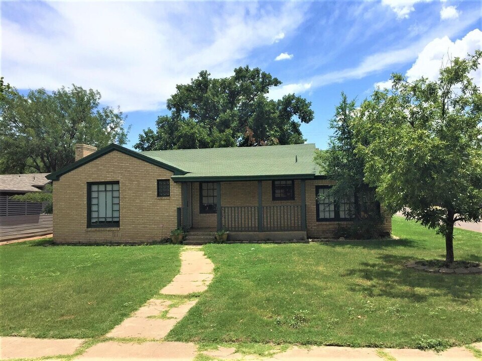 3119 26th St in Lubbock, TX - Building Photo