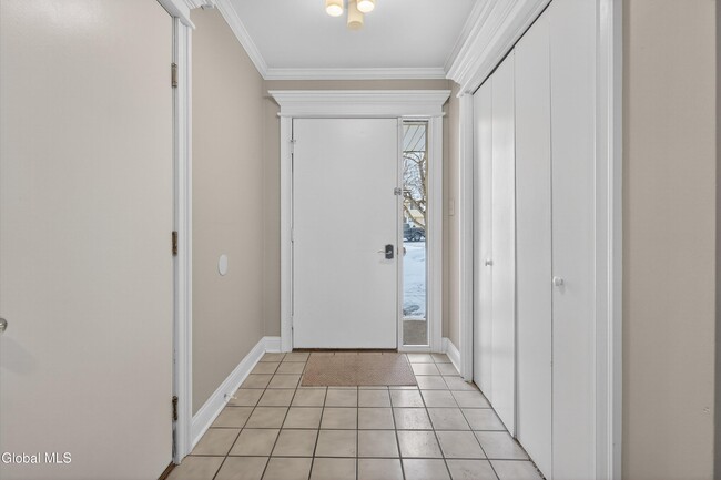 17 Derby Dr in Saratoga Springs, NY - Building Photo - Building Photo