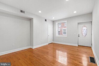 614 S LeCount St in Philadelphia, PA - Building Photo - Building Photo