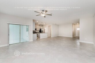 2851 Coach Manors Way in New Port Richey, FL - Building Photo - Building Photo