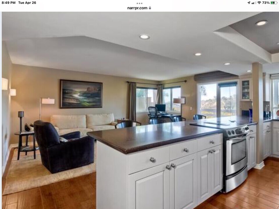 3622 Garner Plz in Encinitas, CA - Foto de edificio
