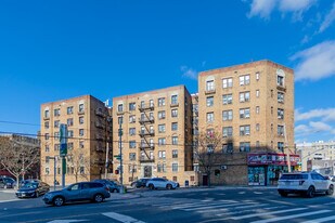 735 Mace in Bronx, NY - Building Photo
