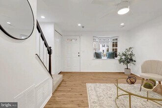 37 Alden Ct in Sterling, VA - Building Photo - Building Photo