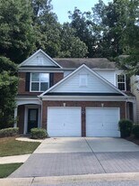 2036 Hailston Dr NW in Duluth, GA - Building Photo