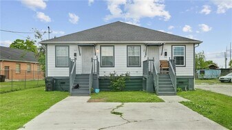 3120 Law St in New Orleans, LA - Building Photo