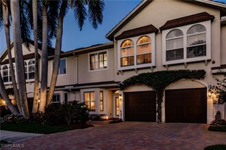 165 5th St S in Naples, FL - Building Photo - Building Photo