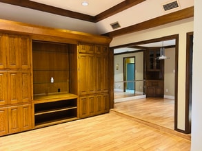 2036 S 5th St in McAllen, TX - Building Photo - Building Photo