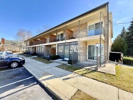 508 Woodridge St NE in Grand Rapids, MI - Building Photo