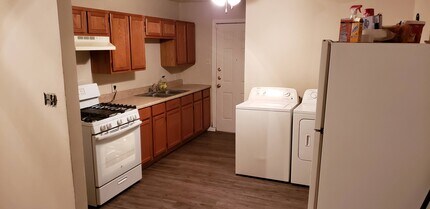 1103 Roosevelt St in Wichita Falls, TX - Foto de edificio - Building Photo