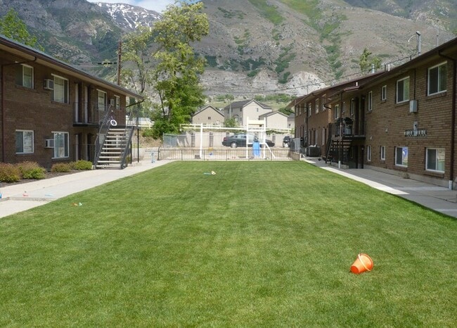 property at 1127 E 960 S