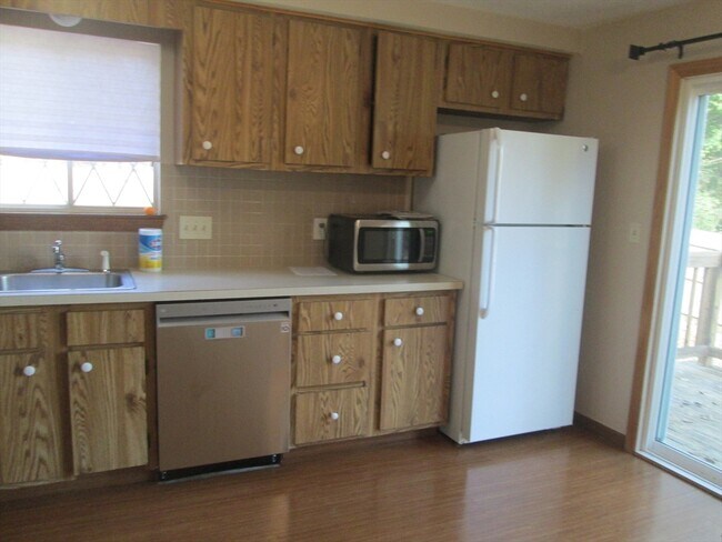 108 Clark St in Belmont, MA - Building Photo - Building Photo