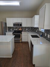 6021 Nelson Oaks Dr in Austin, TX - Building Photo - Building Photo