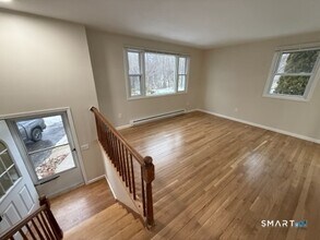 151 Lamphere Rd in Groton, CT - Building Photo - Building Photo