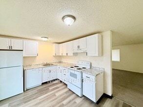 7420 NE Hazel Dell Ave in Vancouver, WA - Building Photo - Building Photo