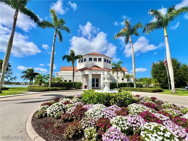 7749 Jewel Ln in Naples, FL - Foto de edificio - Building Photo