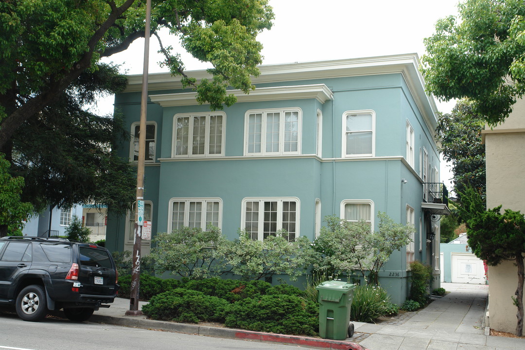 2236 Durant Ave in Berkeley, CA - Foto de edificio