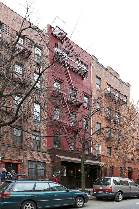 510 E 11th St in New York, NY - Building Photo