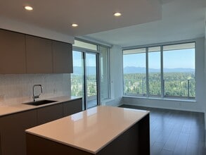 3809 Evergreen Pl in Burnaby, BC - Building Photo - Building Photo