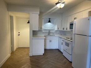 119 Decatur St in Bakersfield, CA - Building Photo - Building Photo